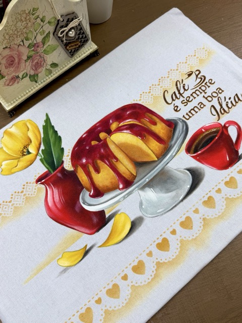 Peça pintada à mão 2