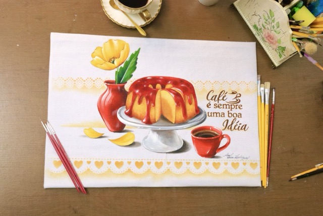 Peça pintada à mão 1